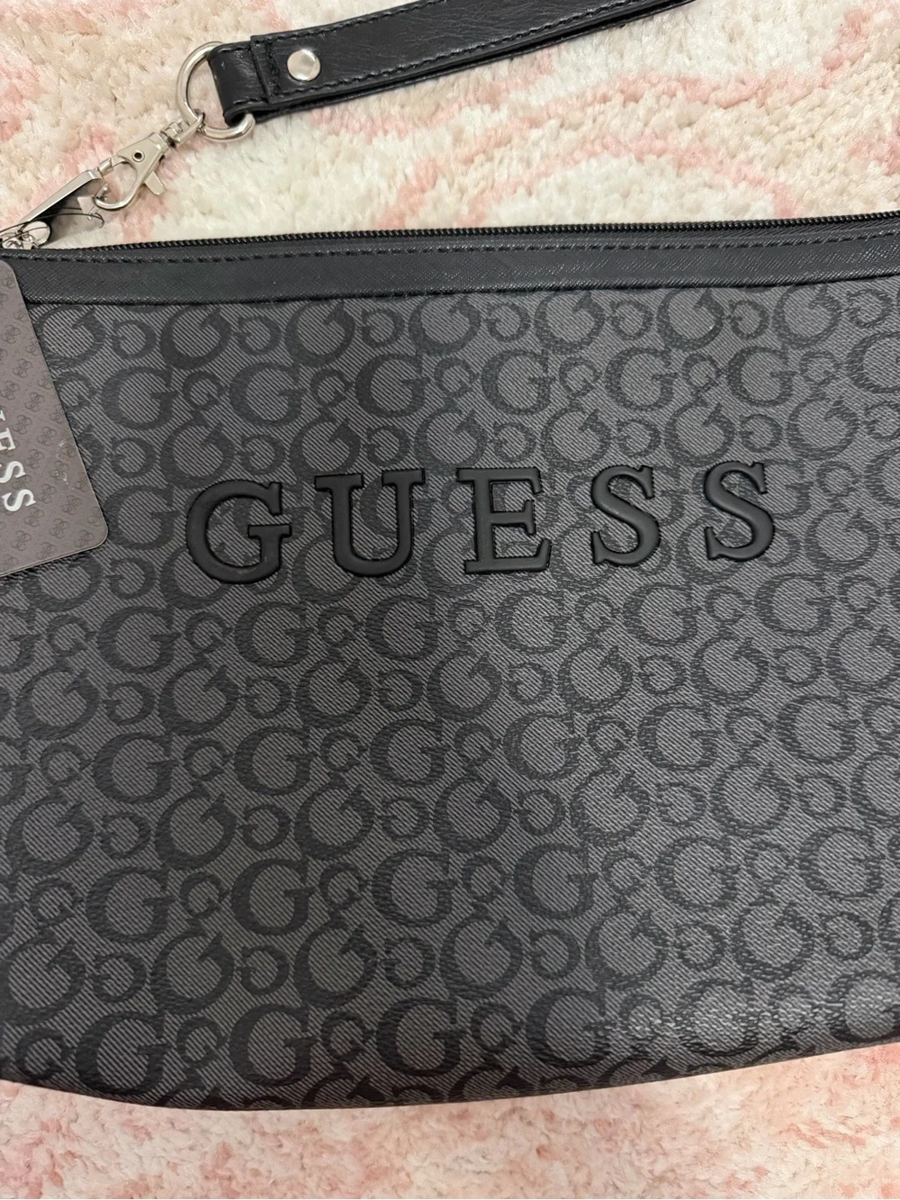 GUESS Logo Rodney Travel Wrislet Pouch